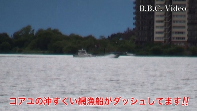 雨上がりの琵琶湖南湖!! コアアユの沖すくい網漁船が爆走してます #今日の琵琶湖（YouTubeムービー 22/06/15）
