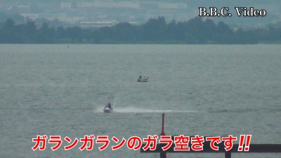 琵琶湖は8日ぶりの曇り空!! 湖上はガランガランのガラ空きです #今日の琵琶湖（YouTubeムービー 22/08/04）