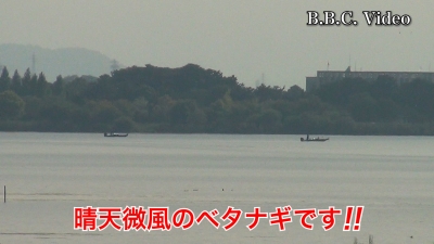 曇天微風でベタナギの琵琶湖南湖!! 釣り中のボートがパラパラ見えます #今日の琵琶湖（YouTubeムービー 22/09/30）