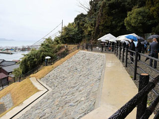 旧沖島小跡地に完成した展望台