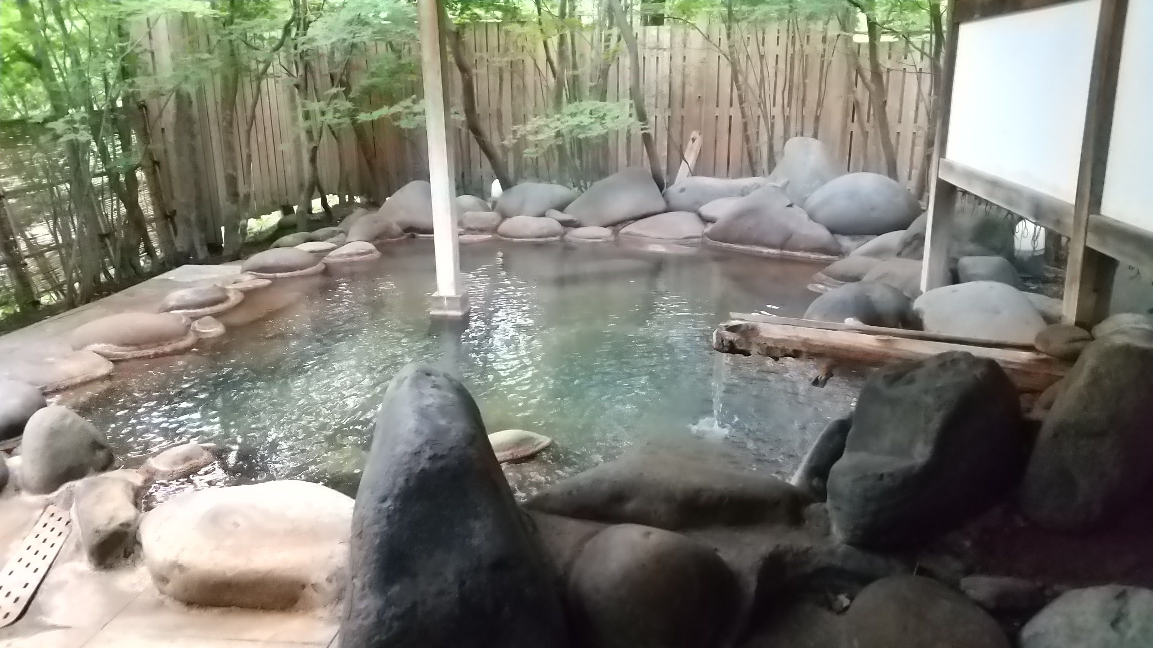 上の湯温泉(銀婚湯)－露天風呂2