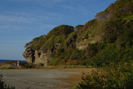 島牧江の島トンネル旧道入り (2)