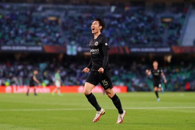 Real Betis 1 - [2] Eintracht Frankfurt - Daichi Kamada goal