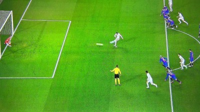 Barcelona 0 - [1] Frankfurt [1-2 on agg - Filip Kostic penalty kamada