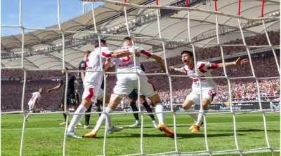 Stuttgart [2]-1 Köln - Wataru Endo goal