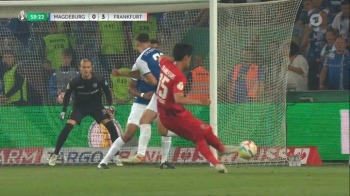 Magdeburg 0-3 Frankfurt - Daichi Kamada goal