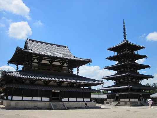 Horyu-ji_National_Treasure_World_heritage_国宝・世界遺産法隆寺85