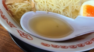 ぐゎらん洞小新　ワンタンメン　スープ