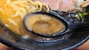 花咲　味噌蔵ラーメン　スープ