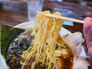 大喜　ラーメン　麺