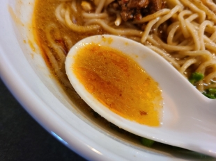 DAISENMON　赤ドロ担々麺　スープ