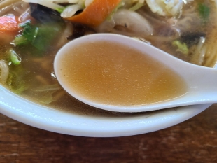 徳市　タンメン　スープ