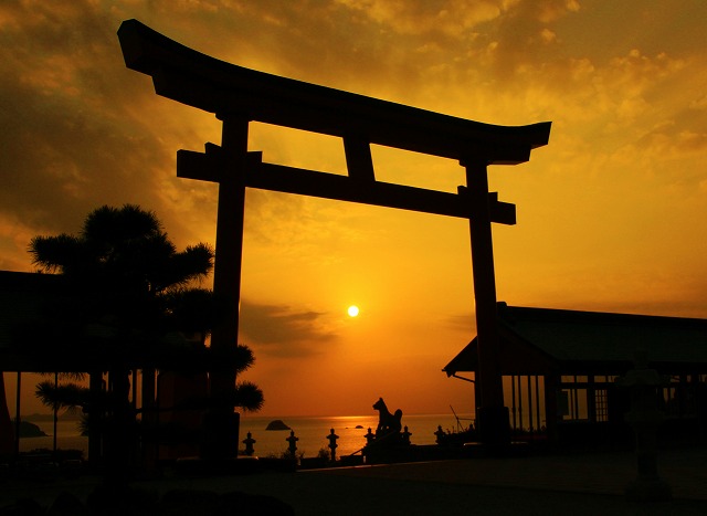 s-福徳稲成神社の夕陽
